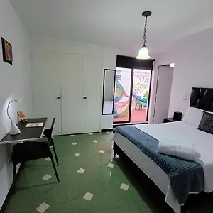  Homestay Moradia Laureles Colombia